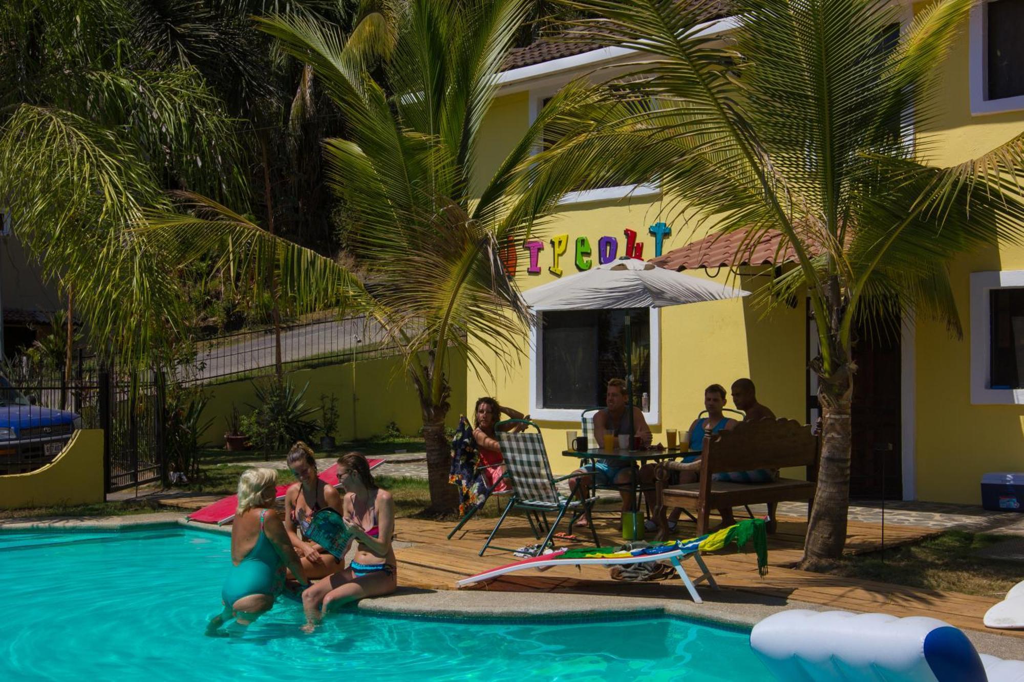 Wipeout Hostel Jacó Eksteriør bilde