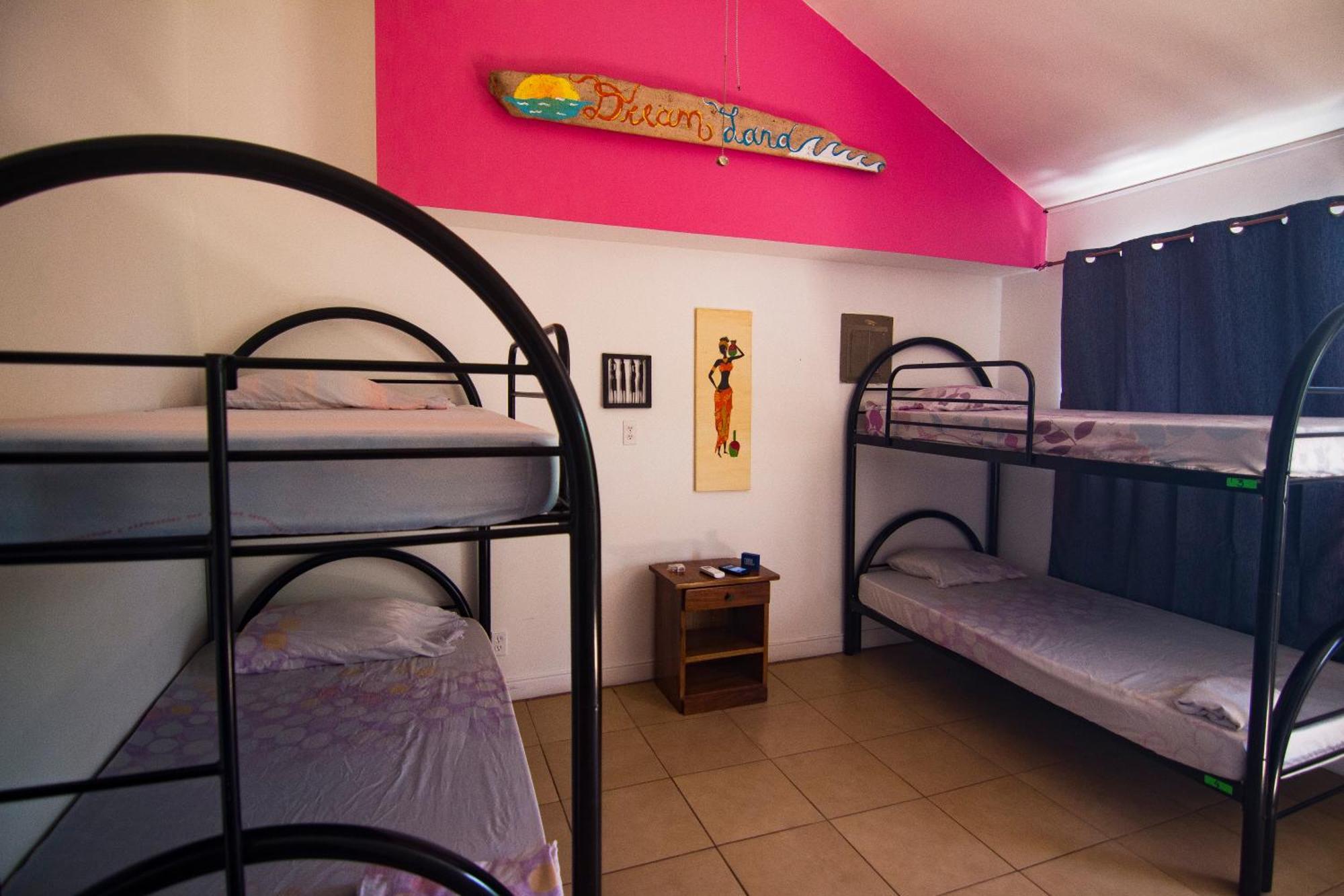 Wipeout Hostel Jacó Eksteriør bilde